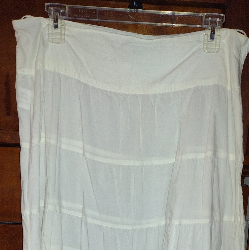Papaya skirt size 14